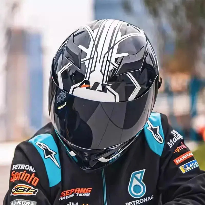 Full-Face Motorcycle Helmet – Double Lens, DOT Certified LanRider